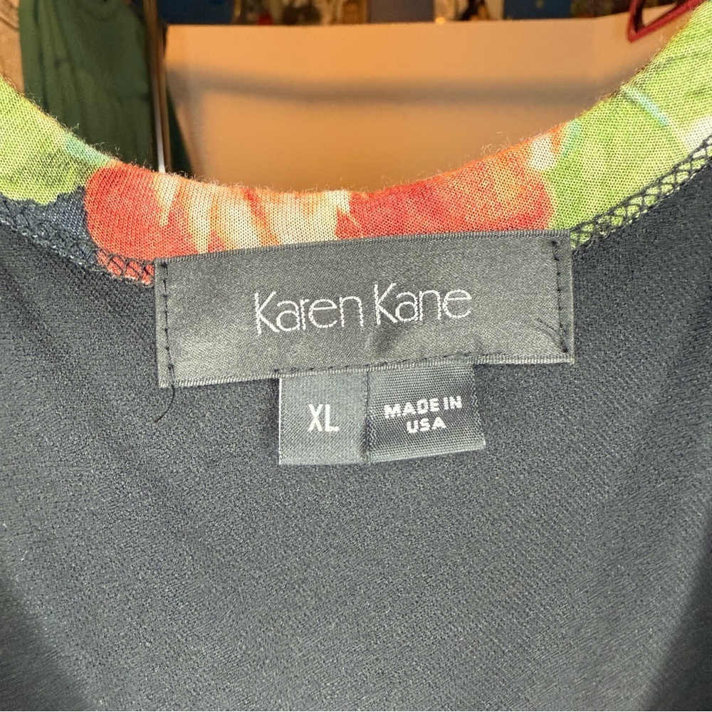 Karen Kane size XL Navy Floral Mini Dress - Picture 2 of 6